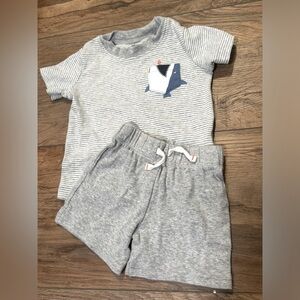 Carter’s outfit - boy’s